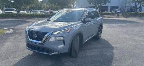 2022 Nissan Rogue SL