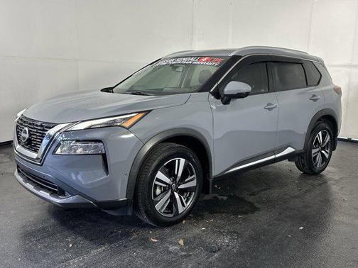 2022 Nissan Rogue SL