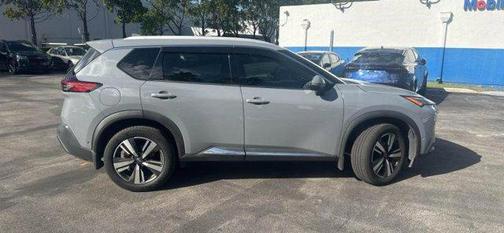 2022 Nissan Rogue SL