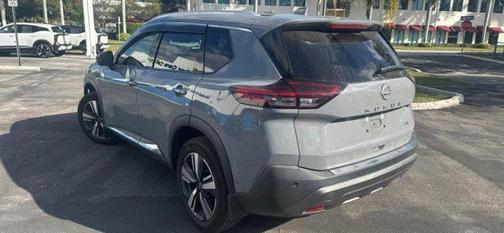 2022 Nissan Rogue SL