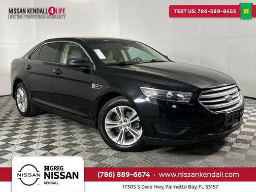 2017 Ford Taurus SE