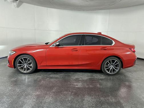Melbourne Red Metallic 2020 BMW 330 330i
