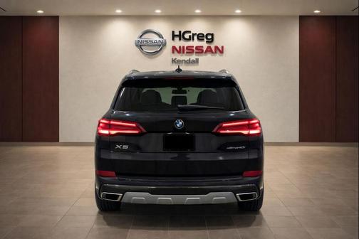 Black Sapphire Metallic 2022 BMW X5 xDrive40i