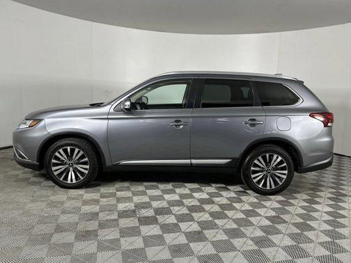 2020 Mitsubishi Outlander SEL