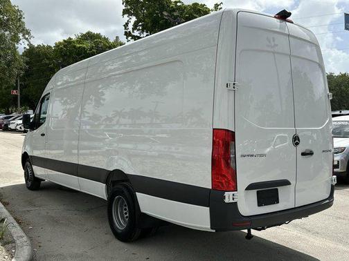 2023 Mercedes-Benz Sprinter 3500XD High Roof