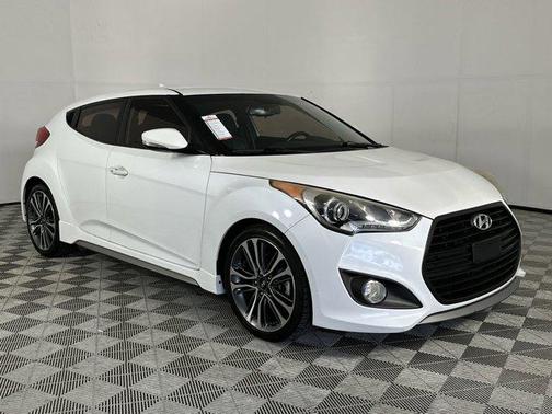 2016 Hyundai Veloster Turbo