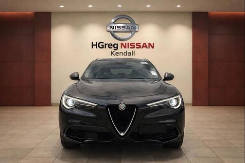 Vulcano Black Metallic 2019 Alfa Romeo Stelvio Base