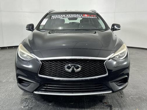 2019 INFINITI QX30 LUXE