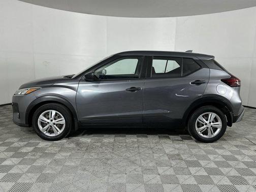 2023 Nissan Kicks S