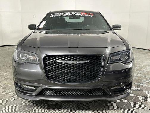 2017 Chrysler 300 S