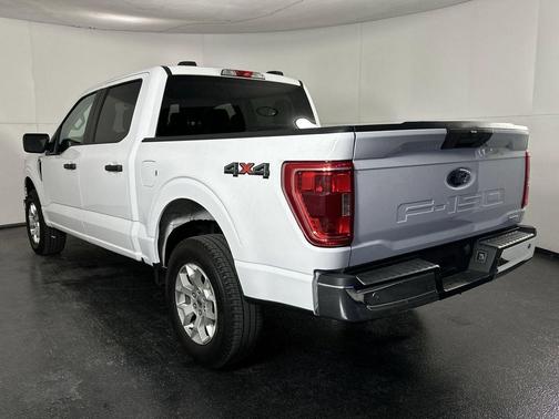 OXFORD WHITE 2023 Ford F-150 XLT