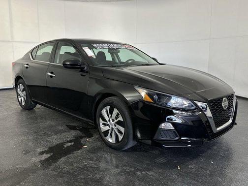 2022 Nissan Altima S FWD