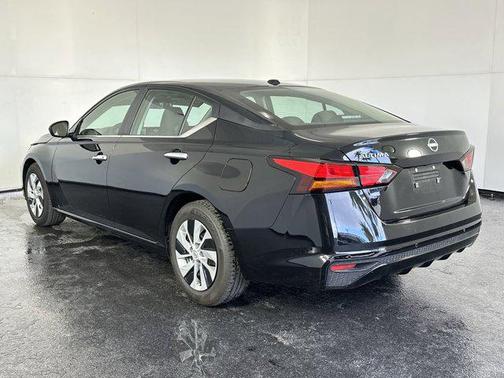 2025 Nissan Altima S FWD