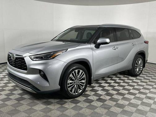 2021 Toyota Highlander Platinum