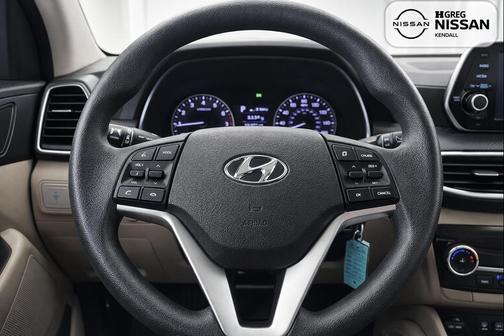 Winter White 2020 Hyundai TUCSON SE