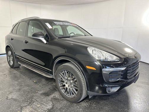 2017 Porsche Cayenne Platinum Edition