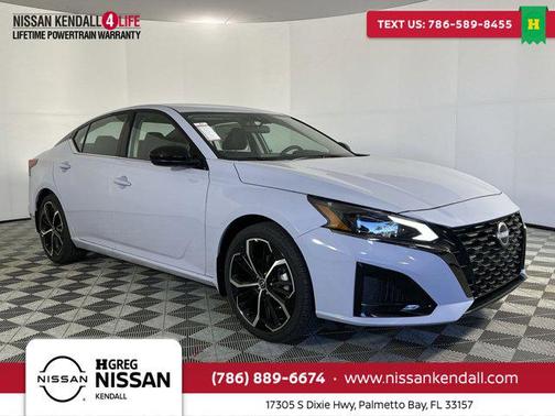 2025 Nissan Altima SR FWD