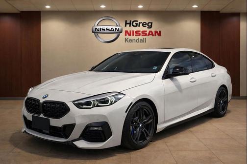 Alpine White 2022 BMW M235 Gran Coupe i xDrive