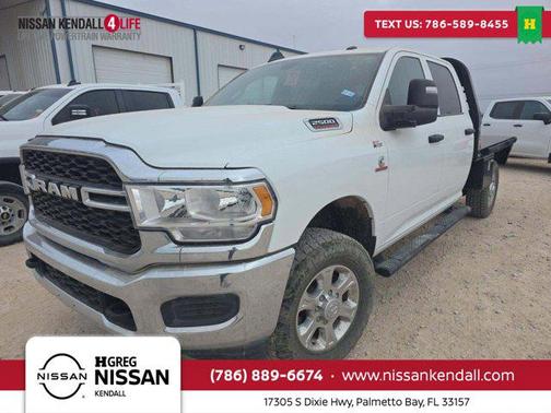 2023 RAM 2500 Tradesman Crew Cab 4x4 8' Box