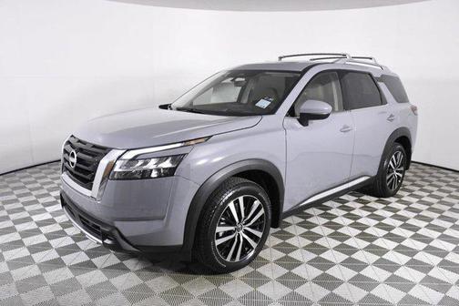 2025 Nissan Pathfinder Platinum FWD