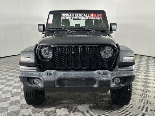 2022 Jeep Gladiator Sport