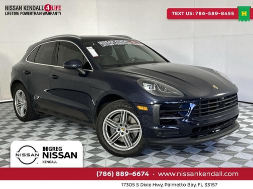 Night Blue Metallic 2019 Porsche Macan Macan S