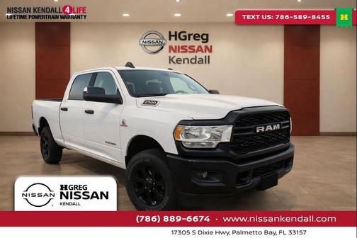 Bright White Clearcoat 2022 RAM 2500 Tradesman Crew Cab 4x4 6'4' Box