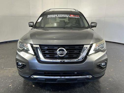 2018 Nissan Pathfinder SL