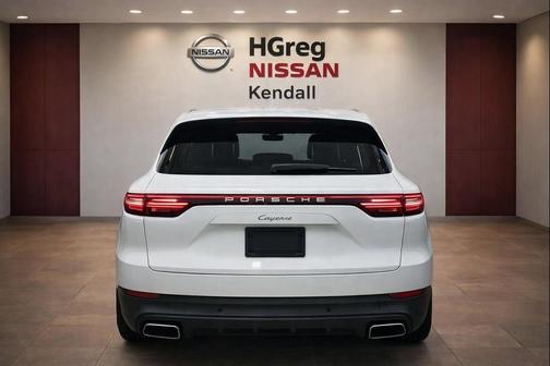 White 2023 Porsche Cayenne Cayenne