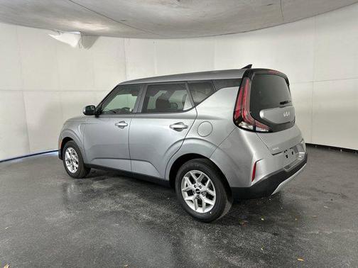 2025 Kia Soul S