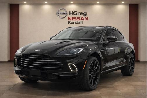 Marron Black 2021 Aston Martin DBX Base