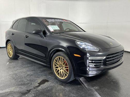 2017 Porsche Cayenne GTS