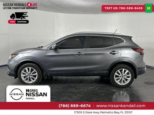 2022 Nissan Rogue Sport SV