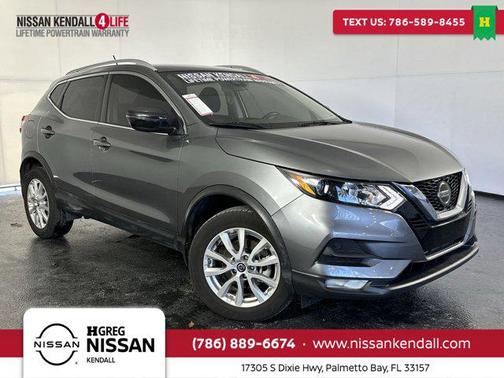 2022 Nissan Rogue Sport SV