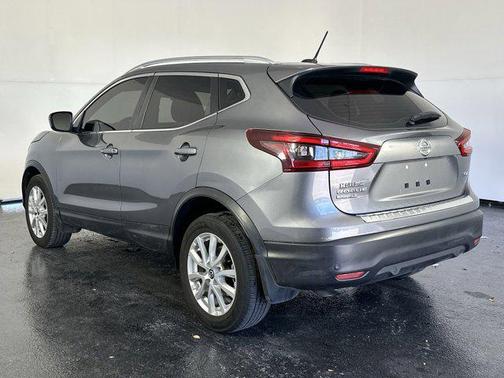 2022 Nissan Rogue Sport SV