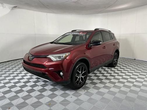 Ruby Flare Pearl 2018 Toyota RAV4 SE