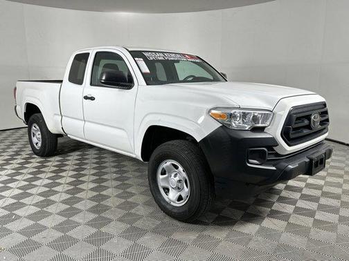 2022 Toyota Tacoma SR