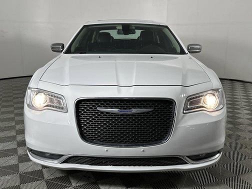 2020 Chrysler 300 Limited
