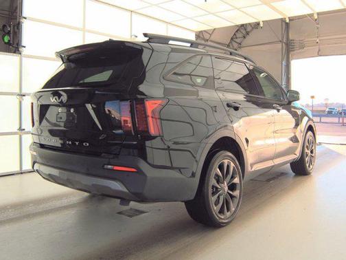 2022 Kia Sorento EX