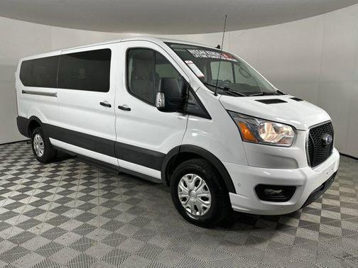 2022 Ford Transit-350 XLT