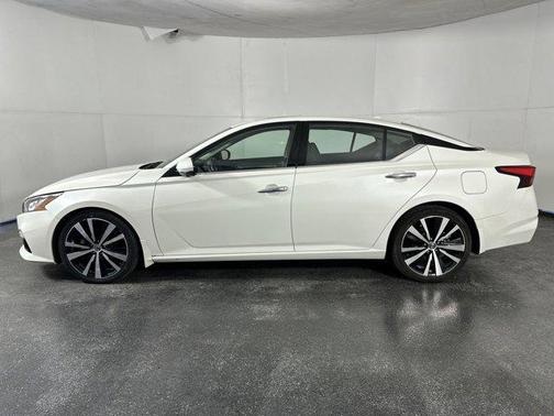 2020 Nissan Altima Platinum VC-Turbo FWD