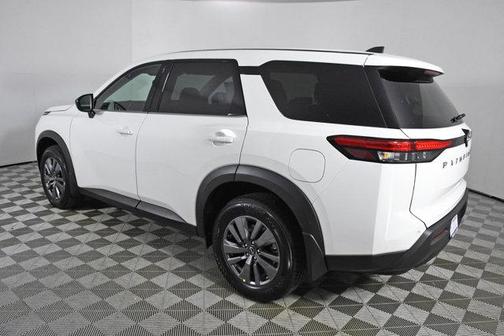2025 Nissan Pathfinder S FWD