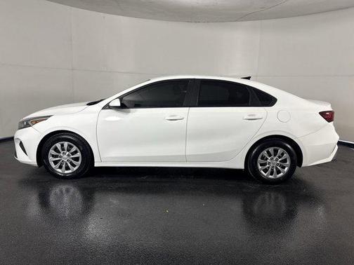 2023 Kia Forte LX