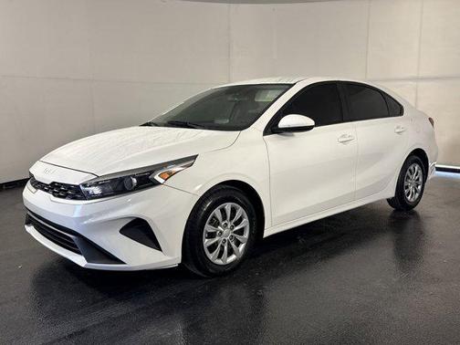 2023 Kia Forte LX