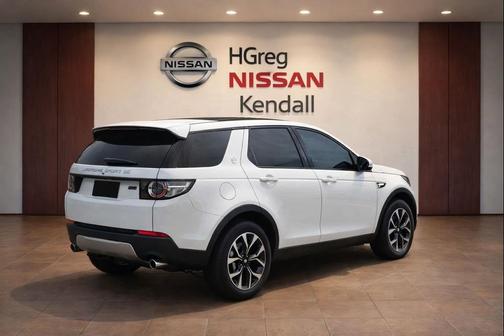 Gray 2018 Land Rover Discovery Sport SE