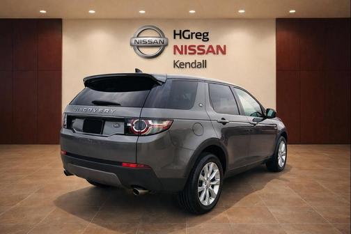 Gray 2018 Land Rover Discovery Sport SE