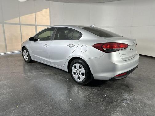 Silky Silver 2017 Kia Forte LX