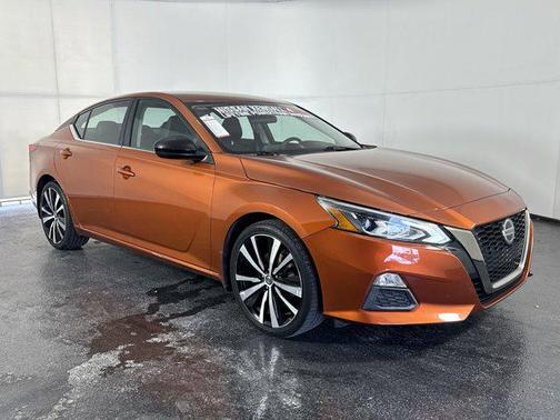 2020 Nissan Altima SR FWD