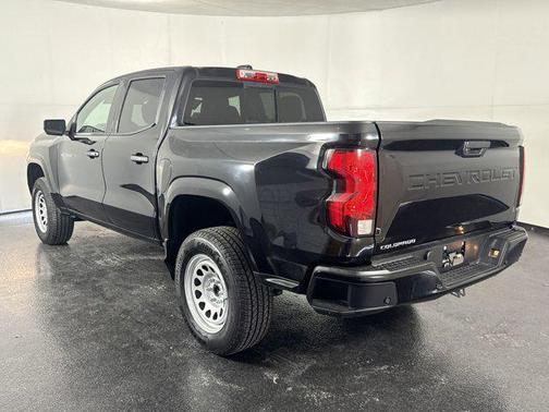 2025 Chevrolet Colorado WT
