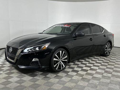 2020 Nissan Altima SR FWD